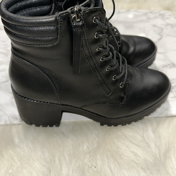 Nasty Gal Black Combat Boots size 6 new with small scratch - Picture 10 of 14